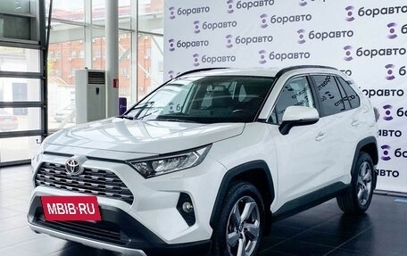 Toyota RAV4, 2021 год, 3 125 000 рублей, 2 фотография
