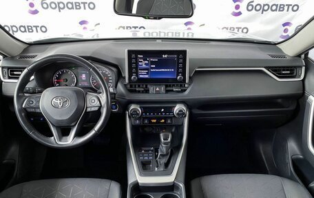 Toyota RAV4, 2021 год, 3 125 000 рублей, 7 фотография