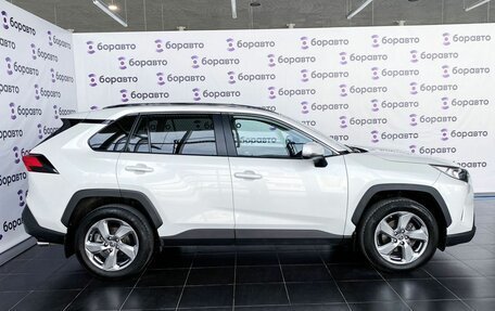 Toyota RAV4, 2021 год, 3 125 000 рублей, 6 фотография