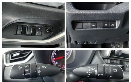 Toyota RAV4, 2021 год, 3 125 000 рублей, 12 фотография