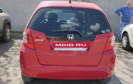 Honda Fit III, 2010 год, 750 000 рублей, 11 фотография