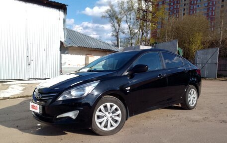 Hyundai Solaris II рестайлинг, 2015 год, 970 000 рублей, 3 фотография
