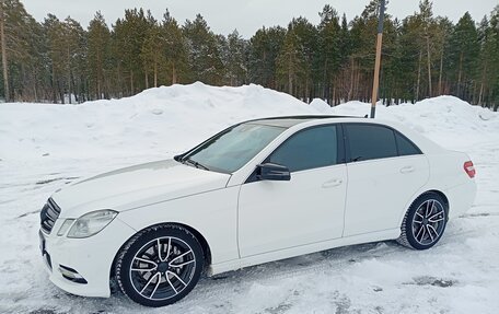 Mercedes-Benz E-Класс, 2012 год, 1 540 000 рублей, 2 фотография