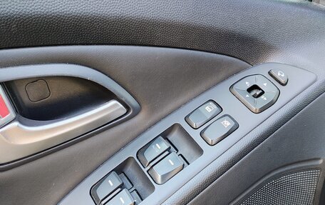 Hyundai ix35 I рестайлинг, 2011 год, 1 199 000 рублей, 14 фотография