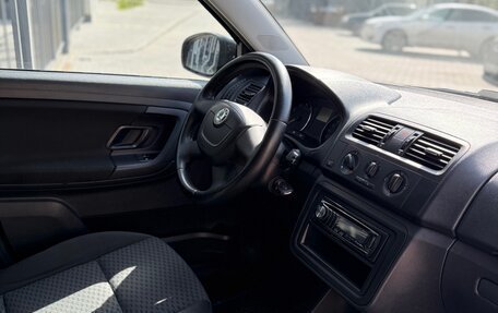 Skoda Fabia II, 2011 год, 517 000 рублей, 10 фотография