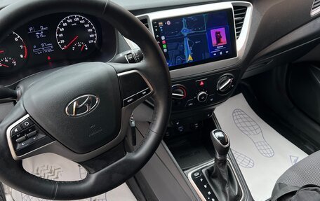 Hyundai Solaris II рестайлинг, 2019 год, 1 290 000 рублей, 9 фотография