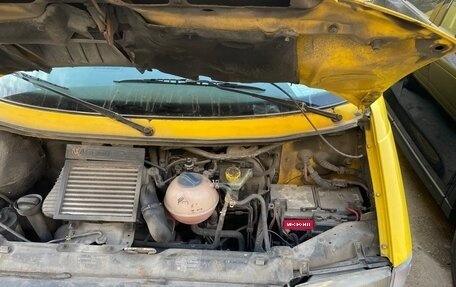 Volkswagen Transporter T4, 2000 год, 850 000 рублей, 13 фотография