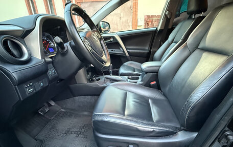 Toyota RAV4, 2013 год, 2 450 000 рублей, 13 фотография