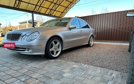 Mercedes-Benz E-Класс, 2003 год, 750 000 рублей, 2 фотография