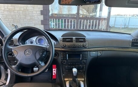 Mercedes-Benz E-Класс, 2003 год, 750 000 рублей, 11 фотография