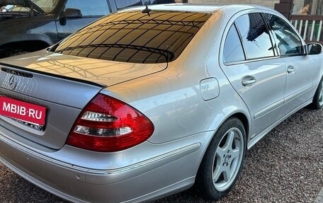 Mercedes-Benz E-Класс, 2003 год, 750 000 рублей, 8 фотография