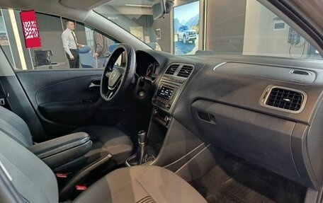 Volkswagen Polo VI (EU Market), 2017 год, 989 000 рублей, 8 фотография