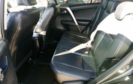 Toyota RAV4, 2012 год, 1 900 000 рублей, 6 фотография