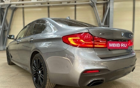 BMW 5 серия, 2018 год, 4 330 000 рублей, 11 фотография