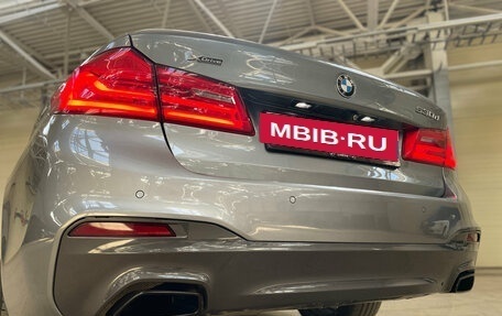 BMW 5 серия, 2018 год, 4 330 000 рублей, 10 фотография