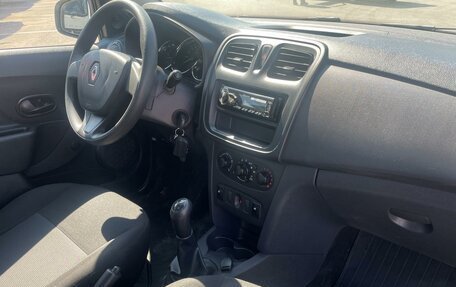 Renault Logan II, 2016 год, 629 000 рублей, 12 фотография