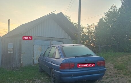 Ford Escort V, 1996 год, 99 000 рублей, 1 фотография
