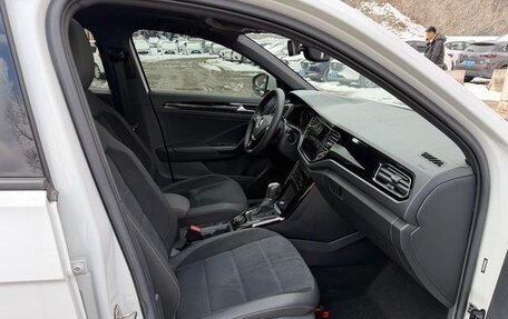 Volkswagen T-Roc I, 2022 год, 1 430 000 рублей, 8 фотография
