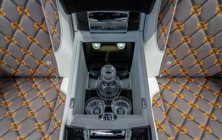 Rolls-Royce Cullinan, 2026 год, 68 500 000 рублей, 28 фотография