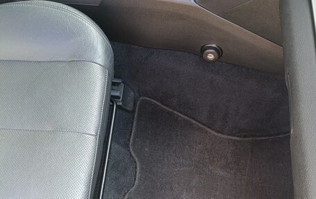Subaru Outback IV рестайлинг, 2010 год, 1 600 000 рублей, 15 фотография