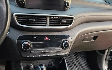 Hyundai Tucson III, 2019 год, 2 600 000 рублей, 5 фотография