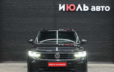 Volkswagen Tiguan II, 2021 год, 3 540 000 рублей, 2 фотография