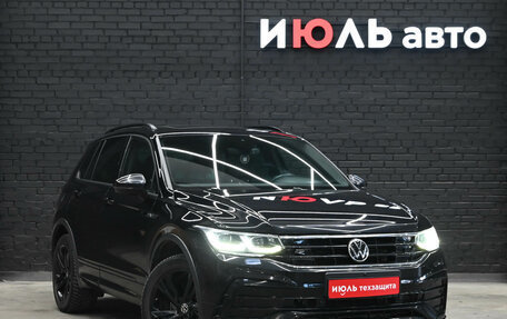 Volkswagen Tiguan II, 2021 год, 3 540 000 рублей, 3 фотография