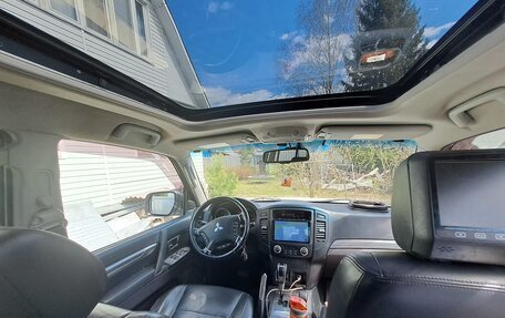 Mitsubishi Pajero IV, 2011 год, 1 850 000 рублей, 9 фотография