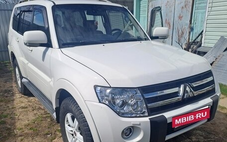 Mitsubishi Pajero IV, 2011 год, 1 850 000 рублей, 8 фотография
