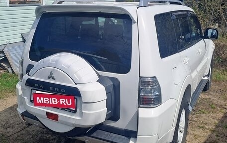 Mitsubishi Pajero IV, 2011 год, 1 850 000 рублей, 5 фотография