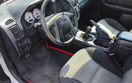 Ford Maverick, 2004 год, 525 000 рублей, 4 фотография