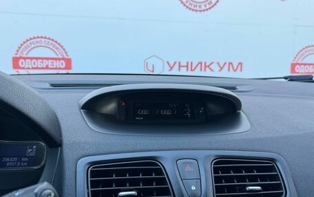 Renault Megane III, 2012 год, 649 000 рублей, 24 фотография