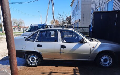 Daewoo Nexia I рестайлинг, 2013 год, 300 000 рублей, 4 фотография