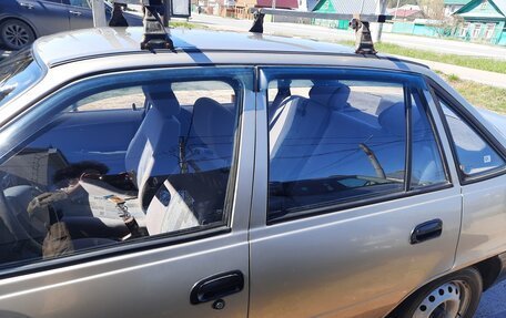 Daewoo Nexia I рестайлинг, 2013 год, 300 000 рублей, 8 фотография