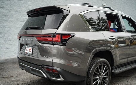 Lexus LX, 2023 год, 12 990 000 рублей, 6 фотография