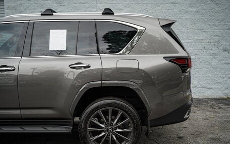 Lexus LX, 2023 год, 12 990 000 рублей, 9 фотография
