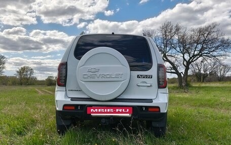 Chevrolet Niva I рестайлинг, 2012 год, 375 000 рублей, 6 фотография