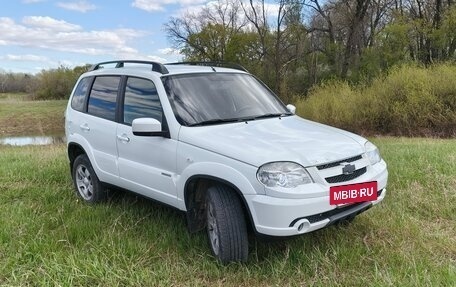 Chevrolet Niva I рестайлинг, 2012 год, 375 000 рублей, 4 фотография