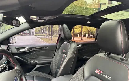 Ford Focus IV, 2022 год, 1 400 080 рублей, 12 фотография