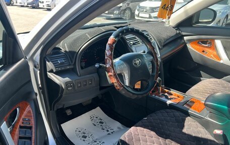Toyota Camry, 2011 год, 1 279 000 рублей, 10 фотография
