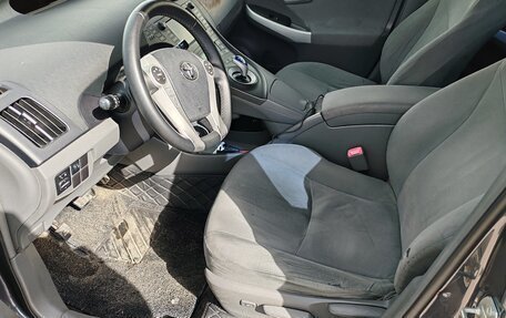 Toyota Prius, 2010 год, 1 080 000 рублей, 11 фотография