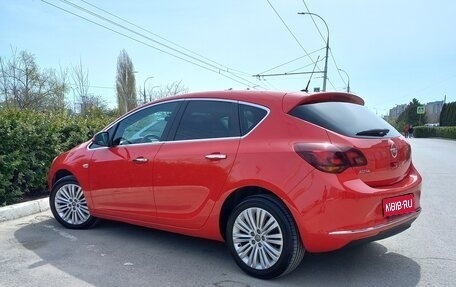 Opel Astra J, 2012 год, 1 200 000 рублей, 1 фотография