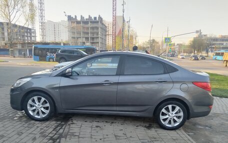 Hyundai Solaris II рестайлинг, 2014 год, 915 000 рублей, 7 фотография