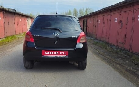 Toyota Yaris III рестайлинг, 2006 год, 430 000 рублей, 5 фотография