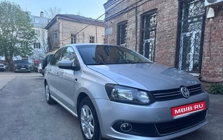 Volkswagen Polo VI (EU Market), 2014 год, 715 000 рублей, 3 фотография