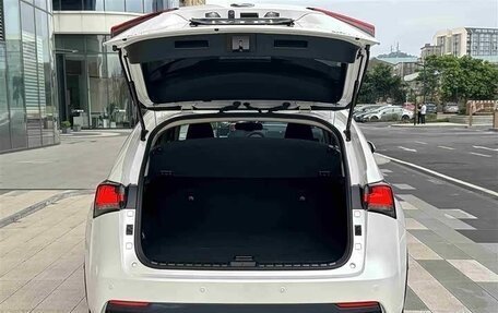 Lexus NX I, 2019 год, 3 050 011 рублей, 21 фотография