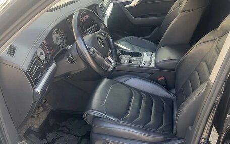 Volkswagen Touareg III, 2018 год, 3 000 000 рублей, 9 фотография