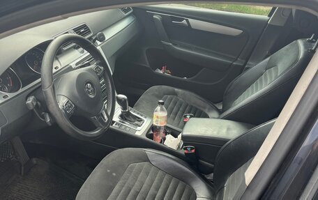 Volkswagen Passat B7, 2011 год, 1 280 000 рублей, 2 фотография