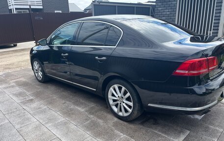 Volkswagen Passat B7, 2011 год, 1 280 000 рублей, 13 фотография