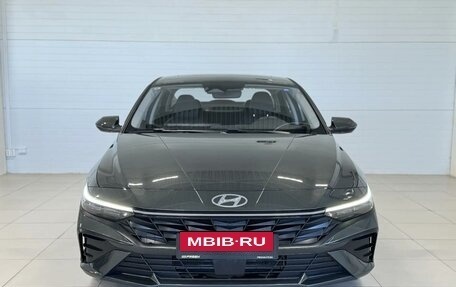 Hyundai Elantra, 2023 год, 2 250 000 рублей, 2 фотография